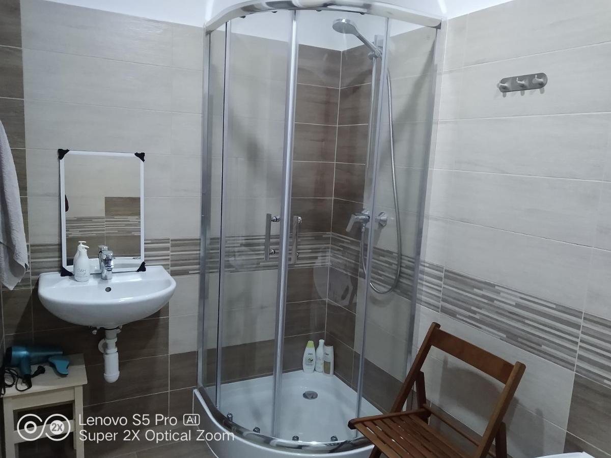 Apartman S Virivkou A Infrasaunou V Olomouci Buitenkant foto